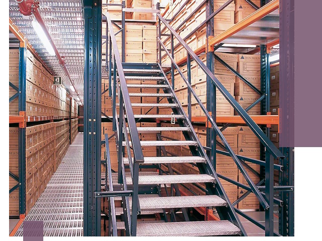 Лестницы складские прочные и безопасные под ключ в Егорьевске